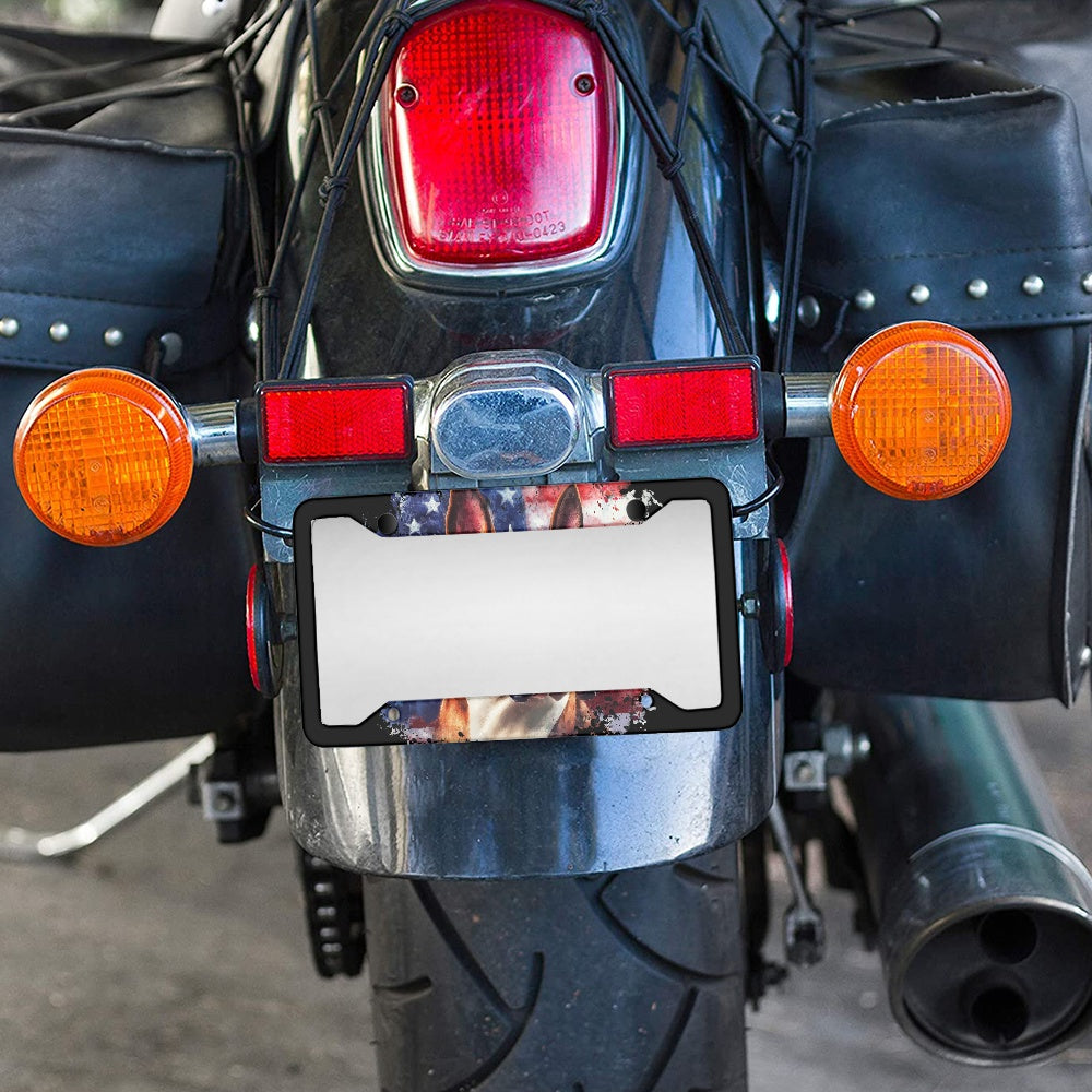 License plate frame