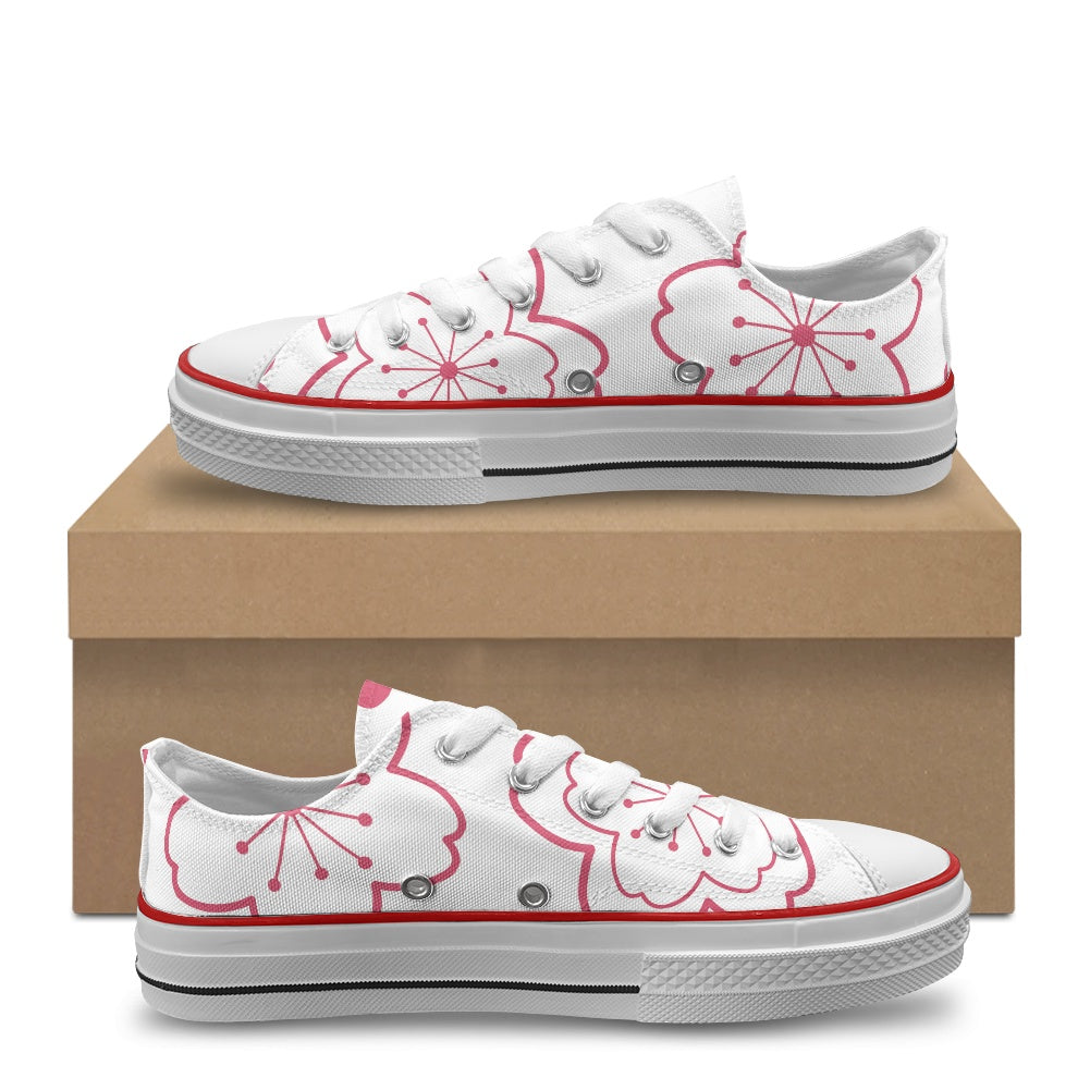 Low-top canvas shoes