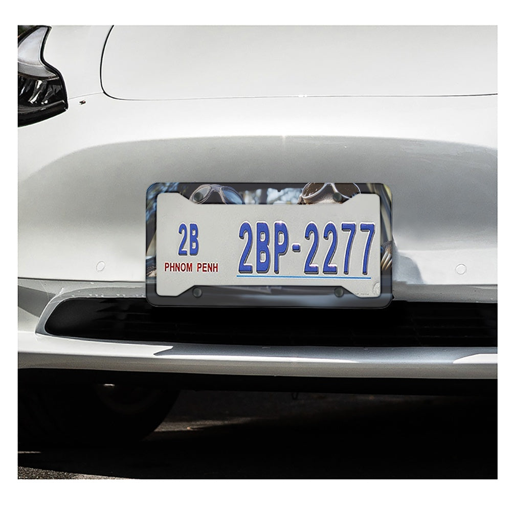 License plate frame