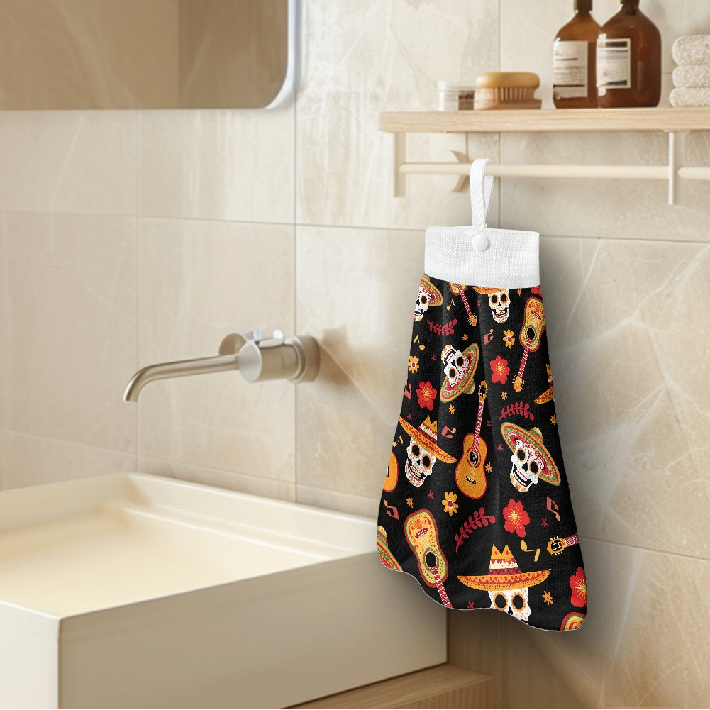 Hanging dual-purpose hand towel